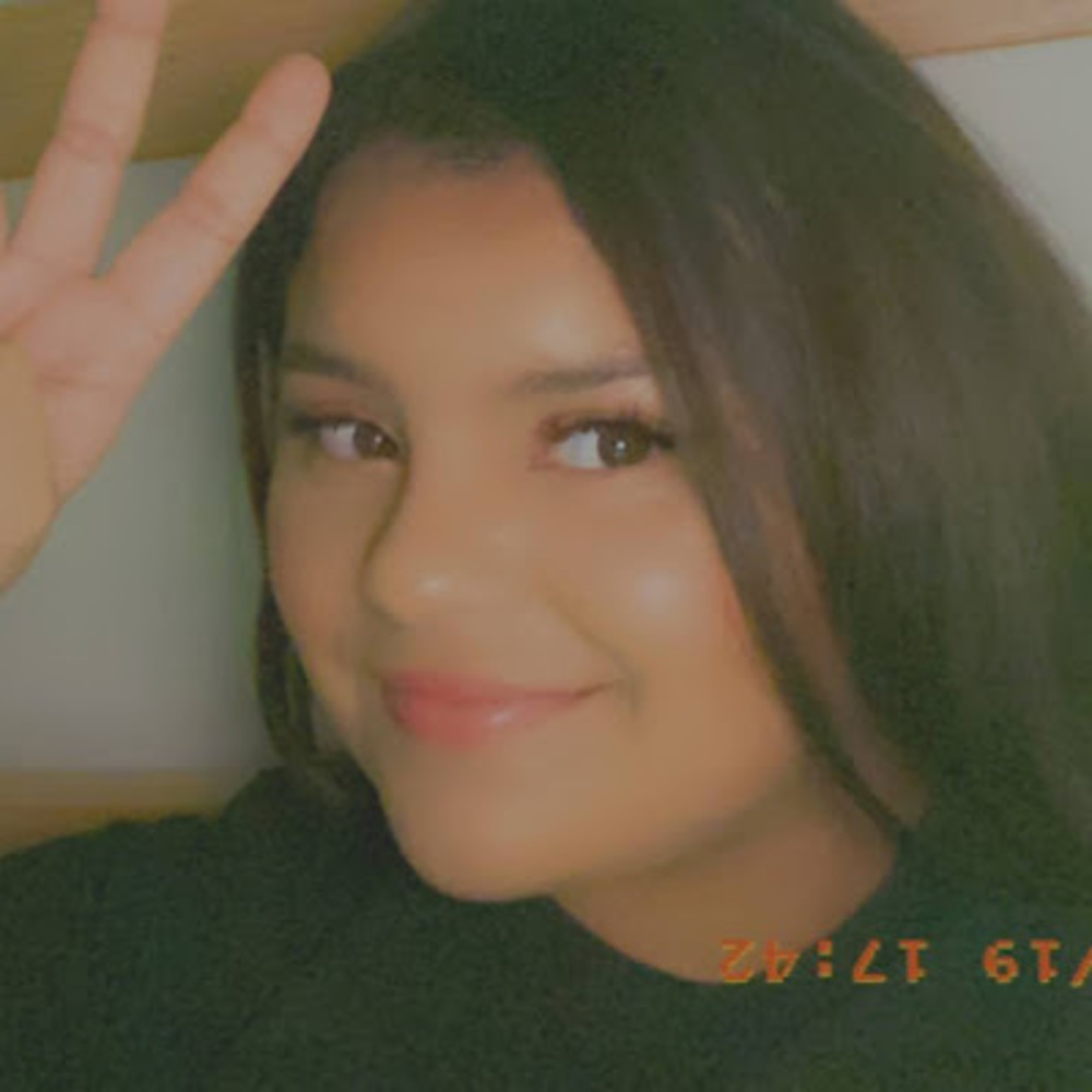 Meet your Posher, Mariela